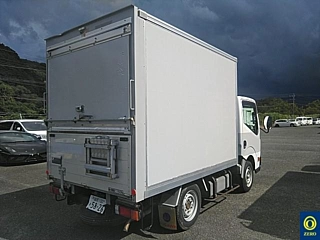 NISSAN ATLAS 2017