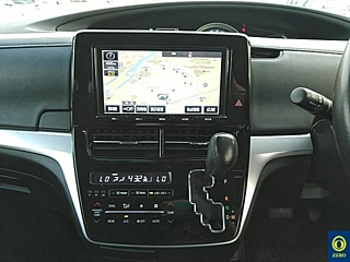 TOYOTA ESTIMA 2017