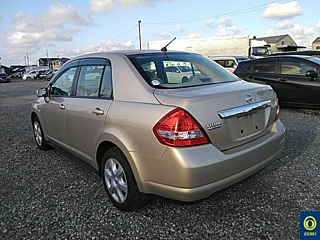 NISSAN TIIDA LATIO 2011
