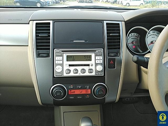 NISSAN TIIDA LATIO 2011