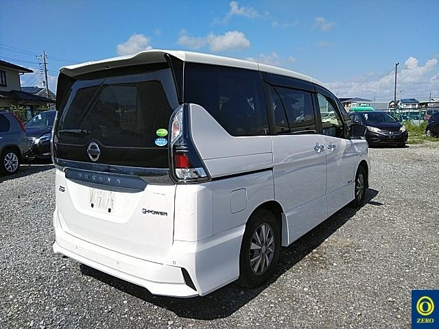 NISSAN SERENA 2019