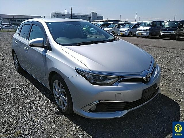 TOYOTA AURIS 2016