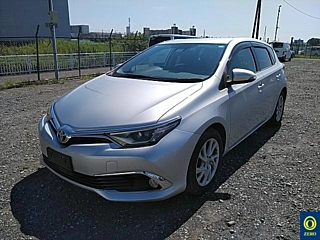 TOYOTA AURIS 2016