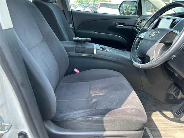 TOYOTA ESTIMA HYBRID 2012