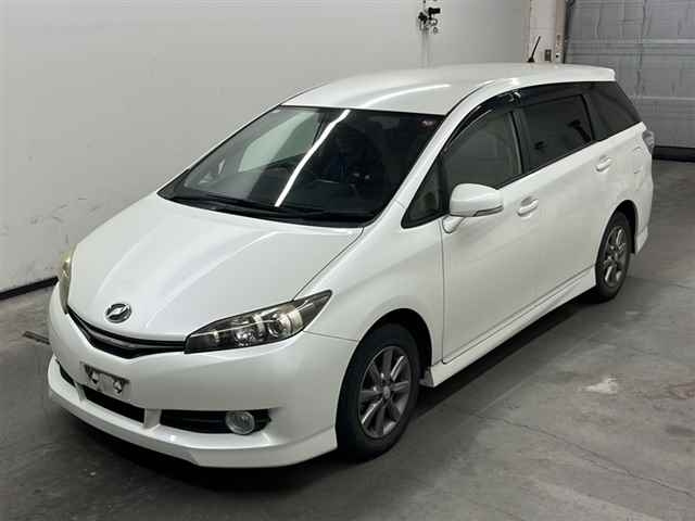 TOYOTA WISH 2012