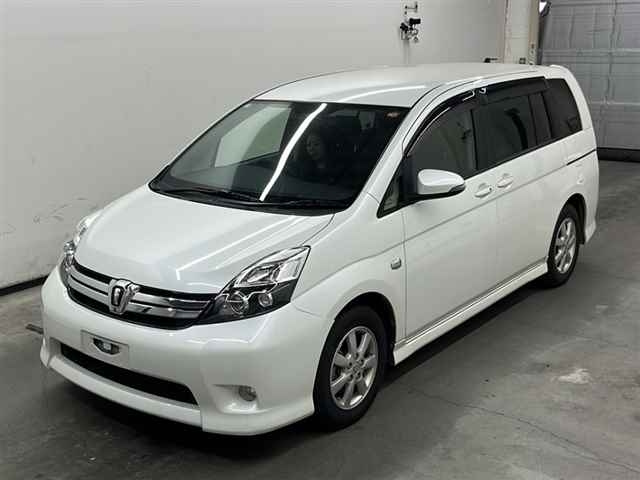 TOYOTA ISIS 2016