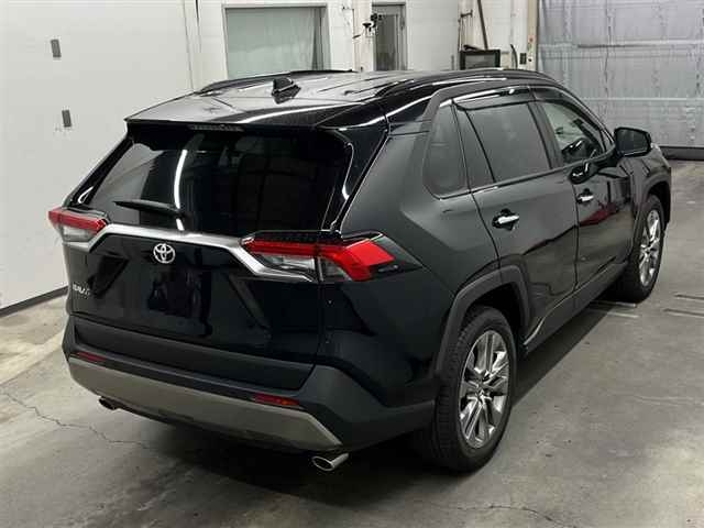 TOYOTA RAV4 2024
