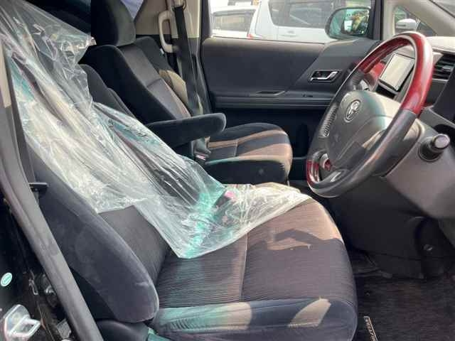 TOYOTA VELLFIRE 2008