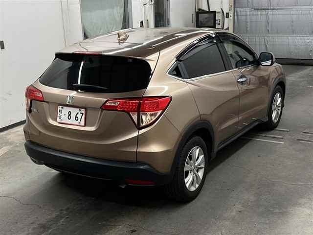 HONDA VEZEL 2016