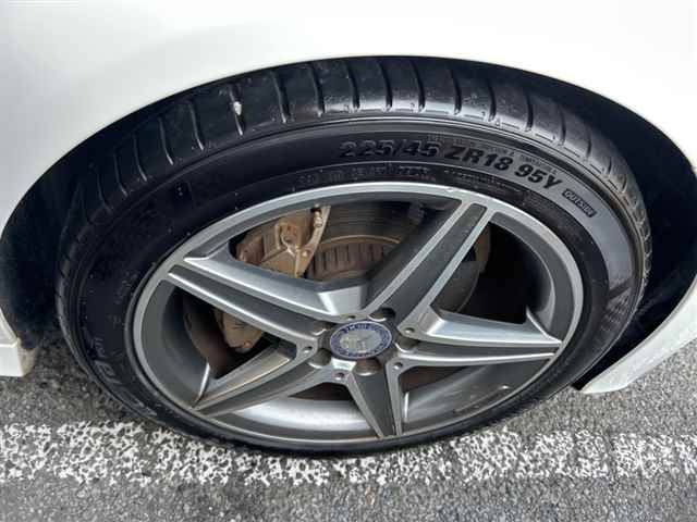 MERCEDES BENZ C CLASS 2016