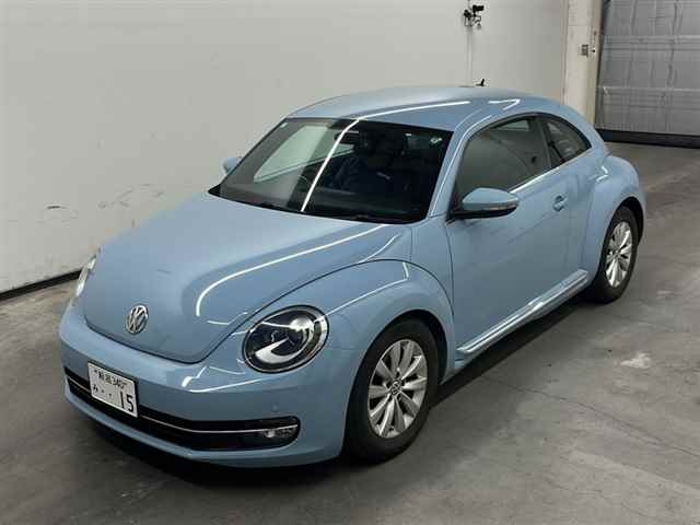 VOLKSWAGEN THE BEETLE 2013