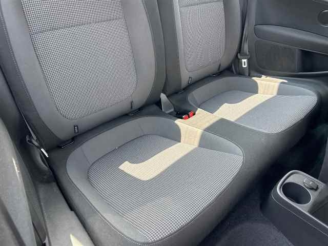 VOLKSWAGEN THE BEETLE 2013