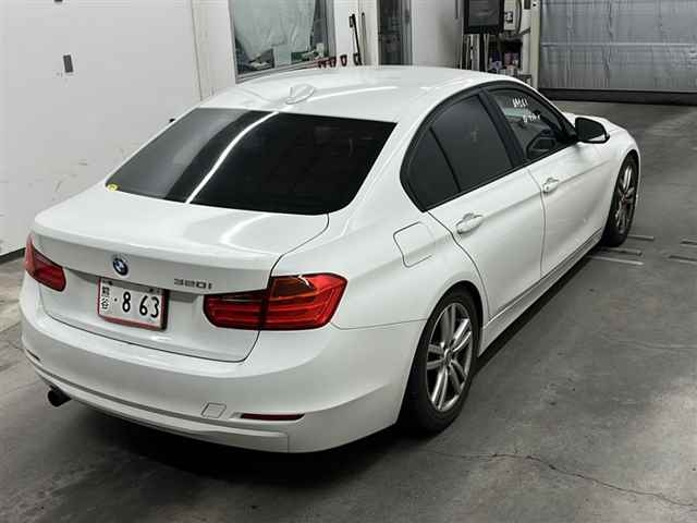 BMW 3 SERIES 2012