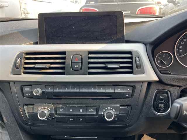 BMW 3 SERIES 2012
