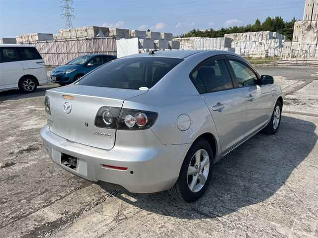 MAZDA AXELA 2008