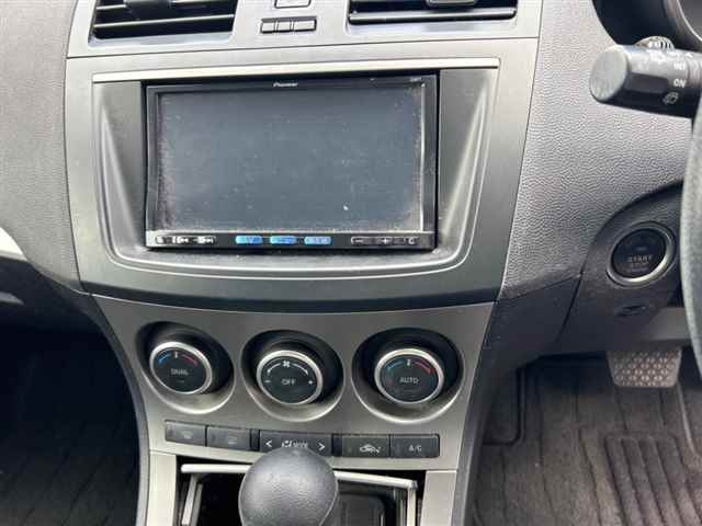 MAZDA AXELA 2011