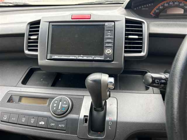 HONDA FREED 2010