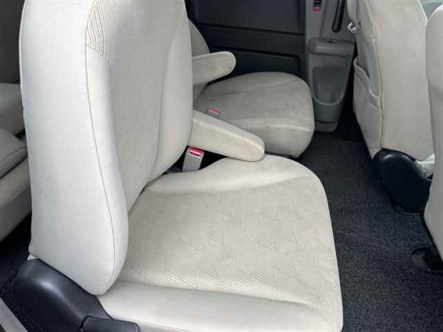 HONDA FREED 2010