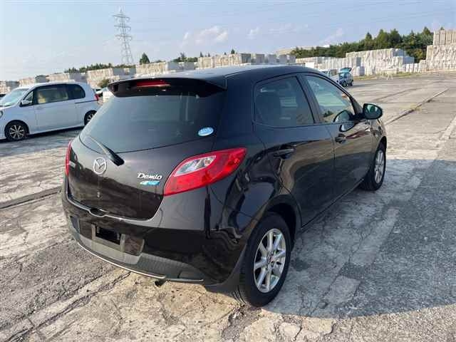 MAZDA DEMIO 2012
