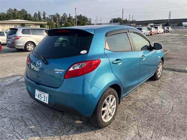 MAZDA DEMIO 2011