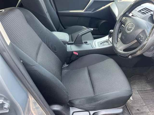 MAZDA AXELA 2012