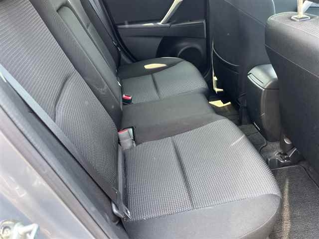 MAZDA AXELA 2012