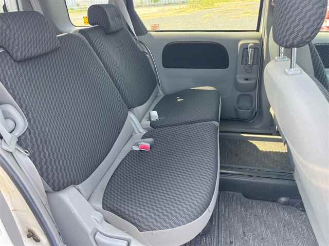 TOYOTA SIENTA 2009