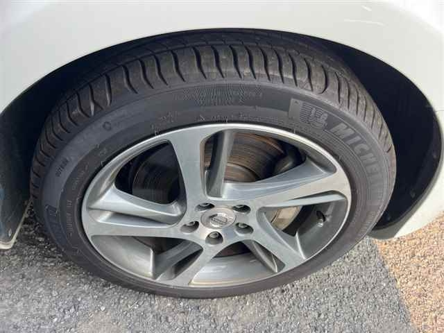 VOLVO V40 2017