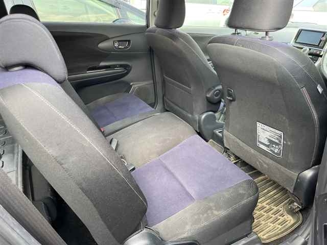 TOYOTA WISH 2012