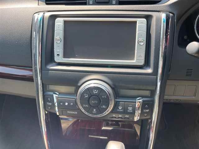TOYOTA MARK X 2009