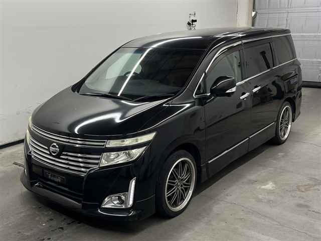 NISSAN ELGRAND 2010