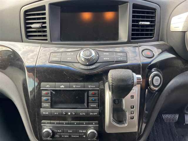 NISSAN ELGRAND 2010