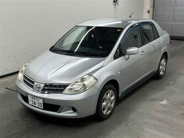 NISSAN TIIDA LATIO 2012