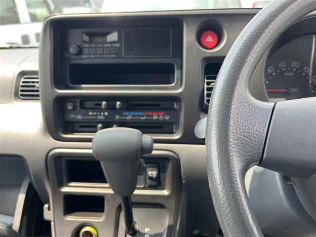 DAIHATSU HIJET VAN 2017