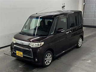 DAIHATSU TANTO 2011
