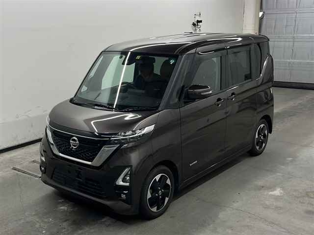NISSAN ROOX 2020
