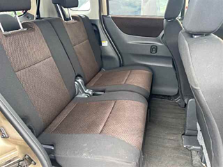 NISSAN ROOX 2010