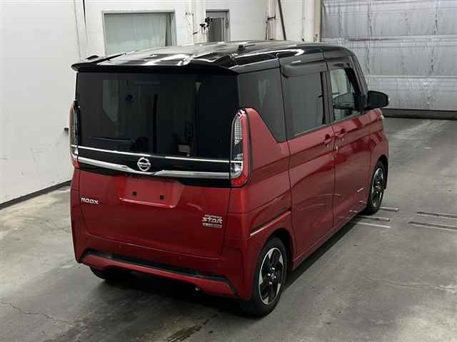 NISSAN ROOX 2022