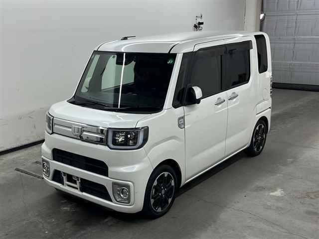 DAIHATSU WAKE 2020