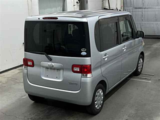 DAIHATSU TANTO 2008