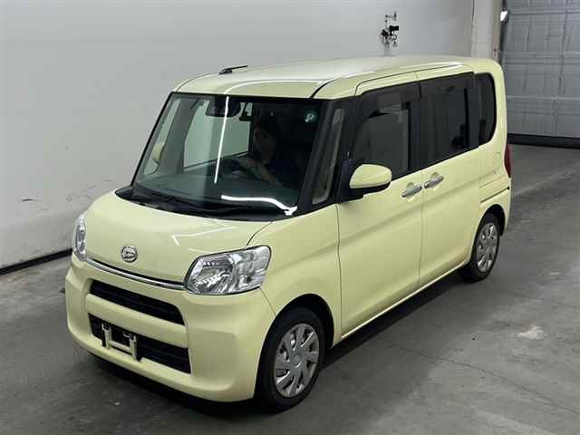 DAIHATSU TANTO 2018