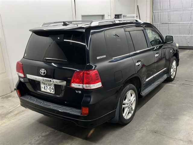 TOYOTA LAND CRUISER 2010