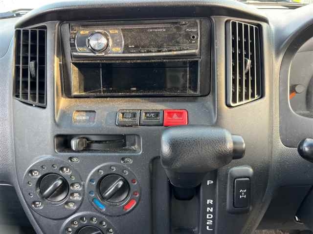 TOYOTA TOWN ACE VAN 2015