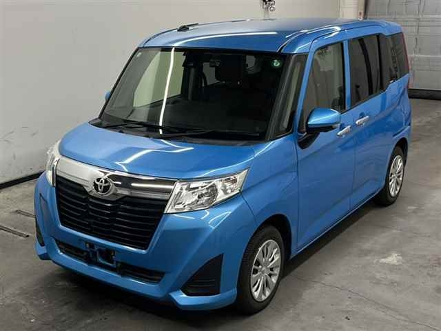 TOYOTA ROOMY 2016