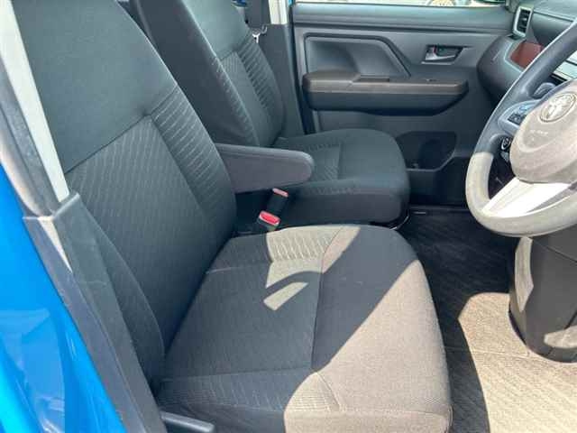 TOYOTA ROOMY 2016