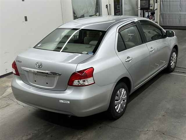 TOYOTA BELTA 2012