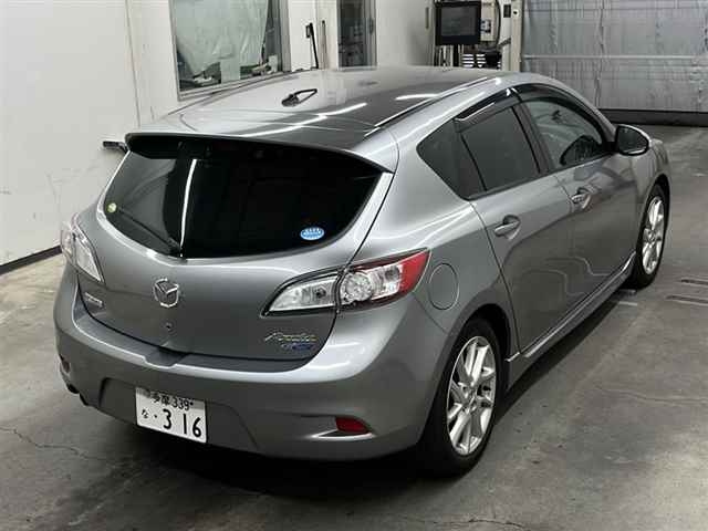 MAZDA AXELA 2011
