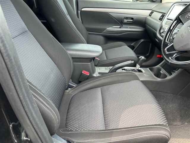 MITSUBISHI OUTLANDER 2015