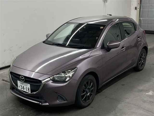 MAZDA DEMIO 2016