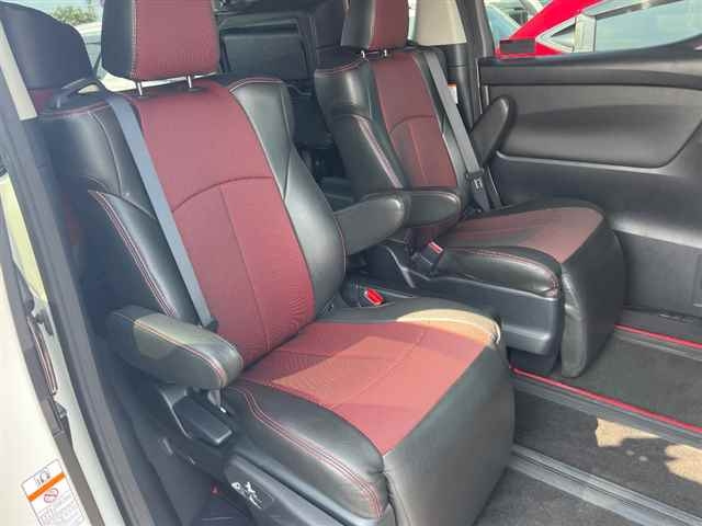 TOYOTA VELLFIRE 2016